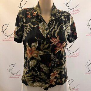 White Stag. Size M. Cruise Short Sleeve Tropical Aloha Shirt. Rayon. B81